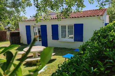 Image de À 200m de la mer : maison pour 4 personnes avec piscine et jardin