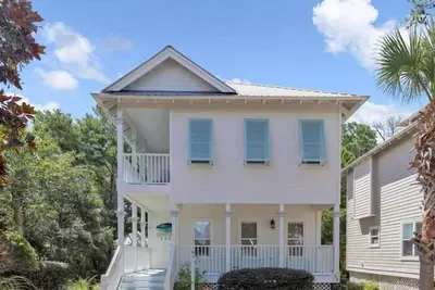 Image de New! 2 pools and walking distance to 30a beaches!