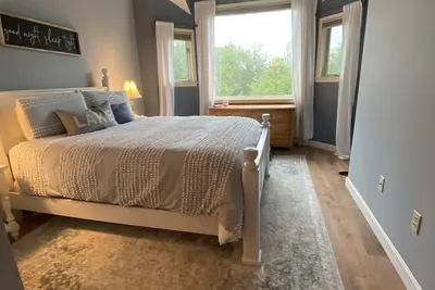 Image de Townhome on winnepesaukee private beach 15 min to gunstock Monthy rental