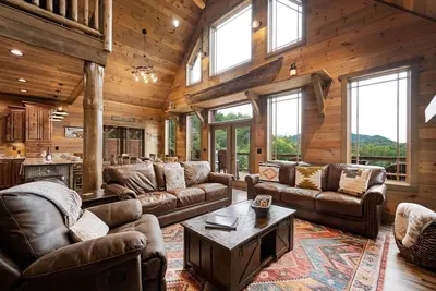 Image de Tula & Oak House