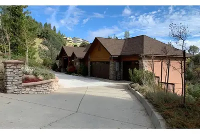 Image de Mountain Lodge with Panoramic Views