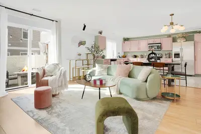 Image de Hot tub Mario Mural Game Room FirePit House by Dia