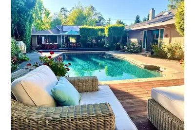 Image de Marin Poolside Villa