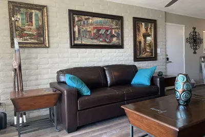 Image de Remodeled Yuma Condo close to Yrmc Hospital