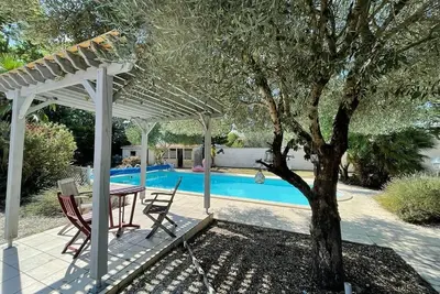 Image de Villa Archipel à Royan : Suites et Piscine