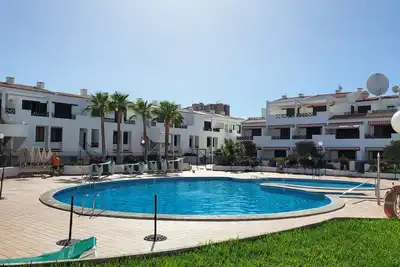 Image de Comfortable1 bedroom apartment with pool view