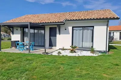Image de Maison neuve climatisée tout confort, idéal pour curistes.