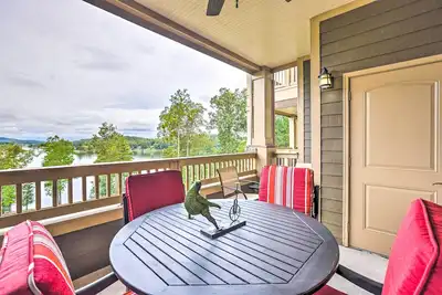 Image de Lakefront Condo w/ Community Pool & Boat Dock
