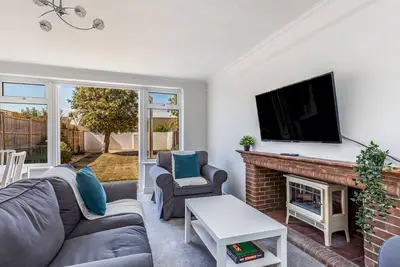 Image de Pass The Keys | Lovely Ground Floor Flat With Large Garden