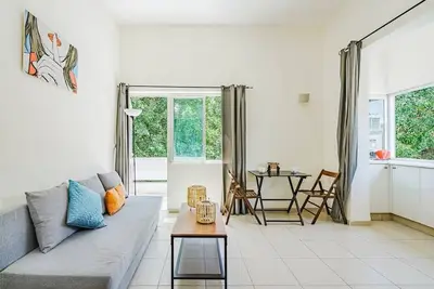 Central 1br in Dizzengoff by Holiday-rentals