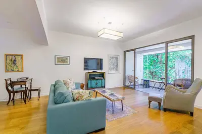 Amazing 2br in Gideon by Holiday-rentals Safe Room