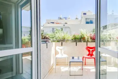 Central 2br in Ben Yehuda by Holiday-rentals