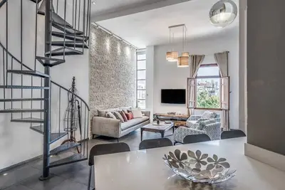 Crazy Duplex In Flea Market by Holiday-rentals