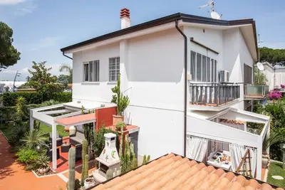 Image de Unforgettable holidays in Villa Viola for 8 guests & Hot tub, 300 m from the sea