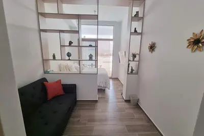 Image de Zona 13-Hermoso estudio frente al Aeropuerto