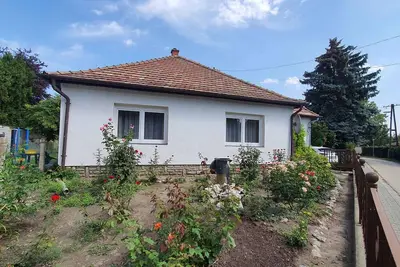 Image de Maison de vacances proche du centre ville avec wifi