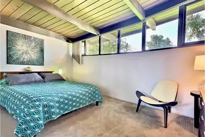 Image de The Vintage Glass House