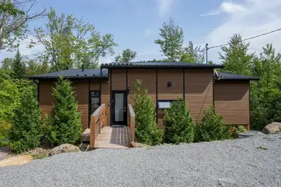 Image de Le Suisse Rebelle, Bord de l'eau et Spa