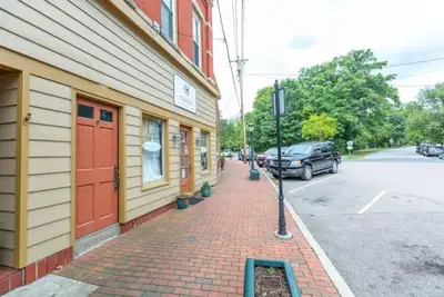 Image de Beautiful Suite The Protector- King bed- Sleeps 4