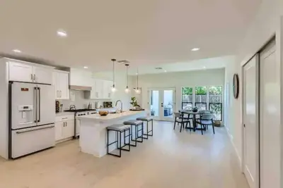 New! ✨ Designer Inspired Biltmore Home w/2 Ensuites