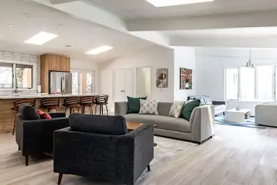 Image de Modern Sedona Escape Rooftop Views, Trails Nearby, Pet Friendly