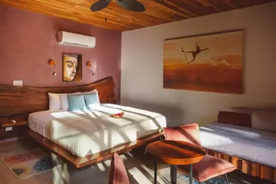 Image de Beach Front Earth Suites #1