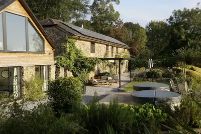 Image de Beautiful converted barn, a retreat for families and friends to enjoy!