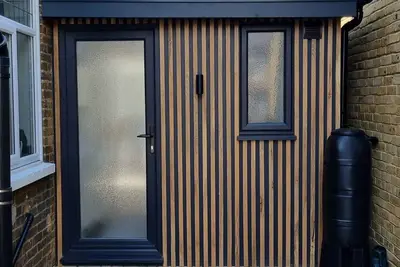 Image de 1 bed self-contained annex, with off-road parking.