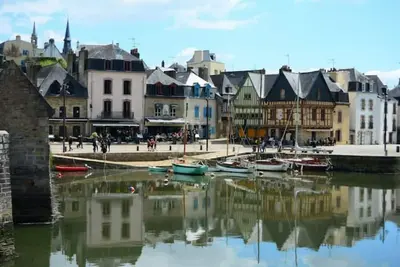 Image de Superbe appartement sur le Port de Saint Goustan