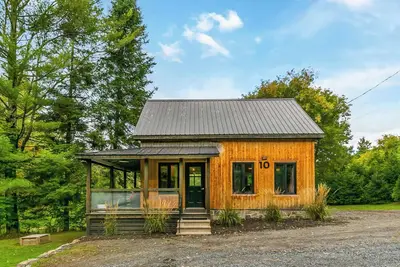 Image de Le 10 - Spa, Sauna, Douche, Bromont, Lac-Brome