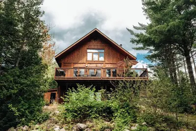 Image de Le Repôs – Accès privé au lac & cadre chaleureux