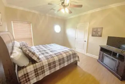 Image de Rustic Charm! Near Casinos & Downtown Lake Charles