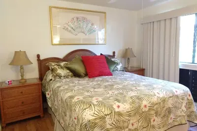 Image de #17 Large 1/1 Condo  | 1 Bed, 1 Bath