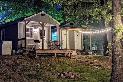 Image de Cypress Cabin \"Tiny house\"