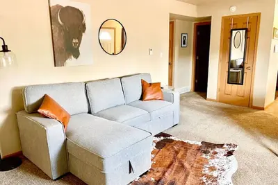 Image de Spacious 2 Bdrm/sleeps 6