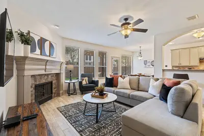 Image de Tch - Spacious 4bd/2ba in Flower Mound w/Workspace