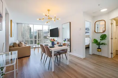 Image de Relaxing Getaway In Water View Home, Close To Seawall