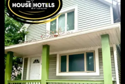 Image de Walk Westside Market, Ohio City, 2 mi to downtown!