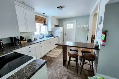 Image de Beth's Place Iii-Downtown Potsdam-You'll Love It!