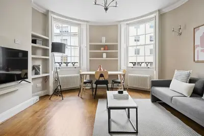 Image de Sunlit Bayswater 2br w/ High Ceilings, near Hyde Park, by Blueground