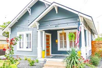 Image de Luxury Cozy Cottage minutes to Dwtn Georgetown!