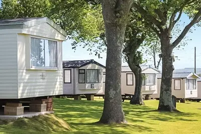 Image de Caravan with one double and one twin.