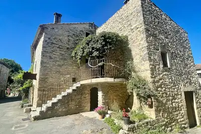 Image de Gîte 6 pers, terrasse, 12km des gorges de l'Ardèche, aux portes des Cévennes