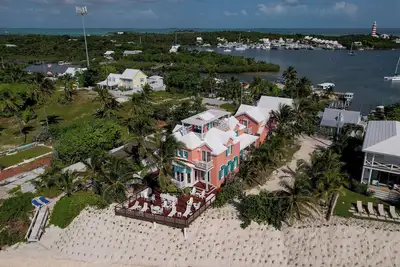 Welcome to Coral Reef House: Your Beachfront Oasis in Hope Town