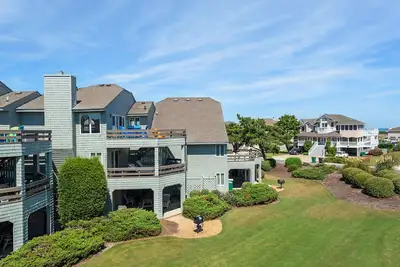 Image de Beach Magic: Ocean Views | Pool and Resort Access