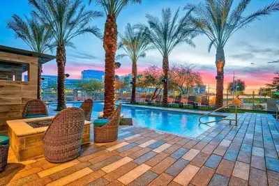 Image de Two Modern CozySuites at Town Lake waterfront! 4&5