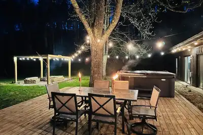 Image de Fishing, Firewood/ Fishing Poles Provided, Trails, firepit, 100 acres
