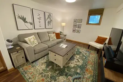 Image de Guest Suite with Hot Tub, sleeps 4 - No nonsense fee