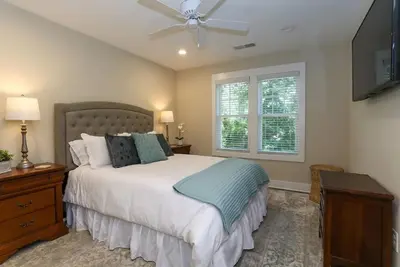 Image de New 2 Br in Historic Village of Pinehurst