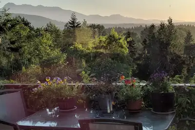 Image de Mountain/Sound views from spacious 3 bedroom home